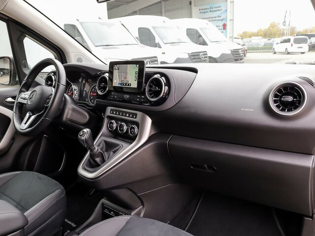 MERCEDES-BENZ T 180 Progressive,AMF Rollstuhlrampe,LED,Navi... - Mikrobus: obrázok 5 MERCEDES-BENZ T 180 Progressive,AMF Rollstuhlrampe,LED,Navi... - Mikrobus: obrázok 5