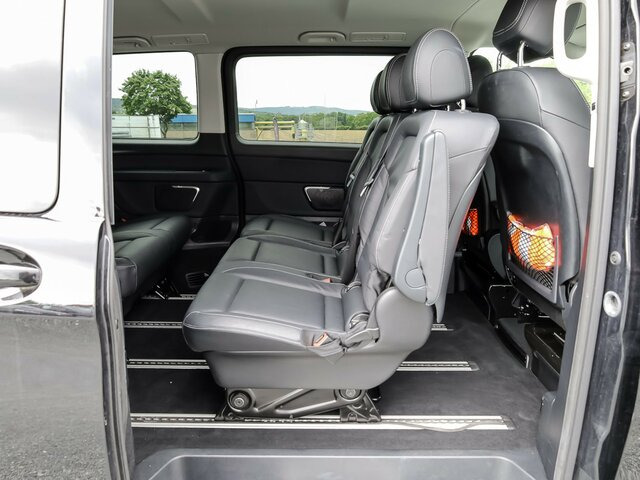 MERCEDES-BENZ V 300 Edition Extralang,2Schiebetür el.,8Sitzer... - Minibus, Mikrobus: obrázok 5 MERCEDES-BENZ V 300 Edition Extralang,2Schiebetür el.,8Sitzer... - Minibus, Mikrobus: obrázok 5