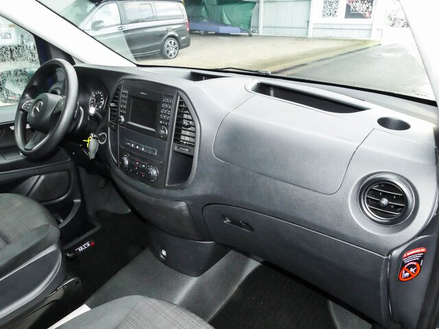 MERCEDES-BENZ Vito 114 TourerPro,Extralang,Desperados,9GTr - Minibus, Mikrobus: obrázok 3 MERCEDES-BENZ Vito 114 TourerPro,Extralang,Desperados,9GTr - Minibus, Mikrobus: obrázok 3