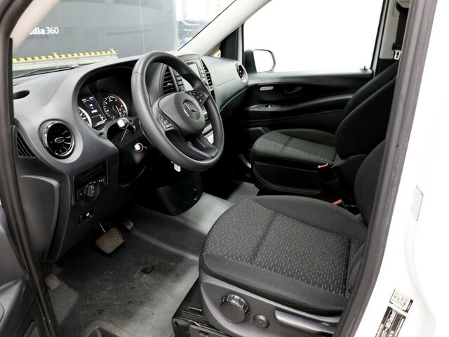 MERCEDES-BENZ Vito 114 TourerPro,lang,Automatik,8Sitze,Kamera... - Minibus, Mikrobus: obrázok 2 MERCEDES-BENZ Vito 114 TourerPro,lang,Automatik,8Sitze,Kamera... - Minibus, Mikrobus: obrázok 2