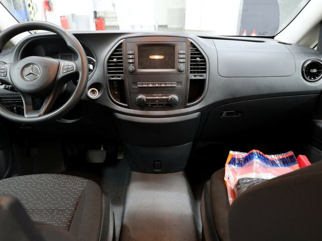 MERCEDES-BENZ Vito 114 TourerPro,lang,Automatik,8Sitze,Kamera... - Minibus, Mikrobus: obrázok 2 MERCEDES-BENZ Vito 114 TourerPro,lang,Automatik,8Sitze,Kamera... - Minibus, Mikrobus: obrázok 2