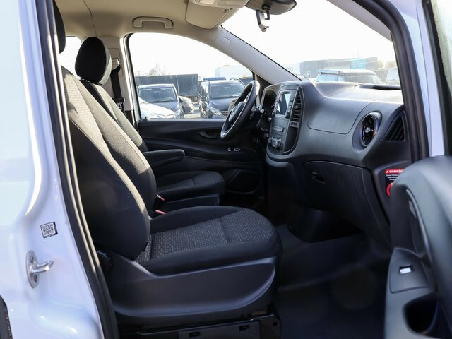 MERCEDES-BENZ Vito 114 TourerPro,lang,Automatik,8Sitze,Kamera... - Mikrobus: obrázok 3 MERCEDES-BENZ Vito 114 TourerPro,lang,Automatik,8Sitze,Kamera... - Mikrobus: obrázok 3