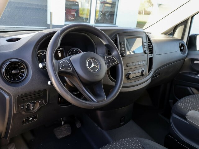 MERCEDES-BENZ Vito 114 TourerPro,lang,Automatik,8Sitze,Kamera... - Mikrobus: obrázok 5 MERCEDES-BENZ Vito 114 TourerPro,lang,Automatik,8Sitze,Kamera... - Mikrobus: obrázok 5