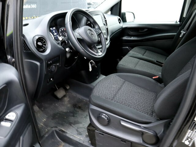 MERCEDES-BENZ Vito 116CDI lang,TourerPro,2Klima,9Sitze,Kamera - Minibus, Mikrobus: obrázok 2 MERCEDES-BENZ Vito 116CDI lang,TourerPro,2Klima,9Sitze,Kamera - Minibus, Mikrobus: obrázok 2