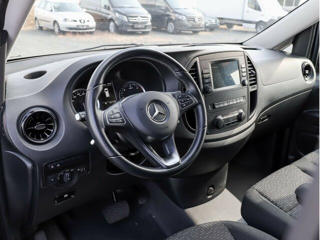 MERCEDES-BENZ Vito 116CDI lang,TourerPro,2xKlima,9Sitze,Kamera - Mikrobus: obrázok 5 MERCEDES-BENZ Vito 116CDI lang,TourerPro,2xKlima,9Sitze,Kamera - Mikrobus: obrázok 5