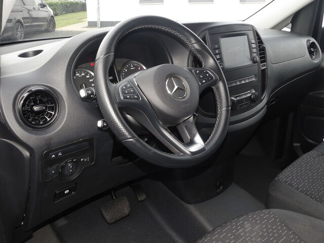 MERCEDES-BENZ Vito 116CDI lang,TourerPro,2xKlima,9Sitze,Kamera - Mikrobus: obrázok 4 MERCEDES-BENZ Vito 116CDI lang,TourerPro,2xKlima,9Sitze,Kamera - Mikrobus: obrázok 4
