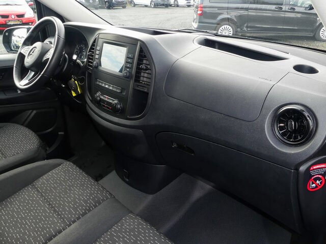 MERCEDES-BENZ Vito 116CDI lang,TourerPro,2xKlima,9Sitze,Kamera - Mikrobus: obrázok 3 MERCEDES-BENZ Vito 116CDI lang,TourerPro,2xKlima,9Sitze,Kamera - Mikrobus: obrázok 3