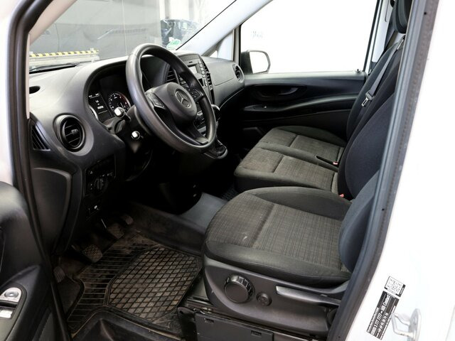 MERCEDES-BENZ Vito114CDI KA lang ,Klima,Sortimo Regalsystem... - Malá dodávka: obrázok 2 MERCEDES-BENZ Vito114CDI KA lang ,Klima,Sortimo Regalsystem... - Malá dodávka: obrázok 2