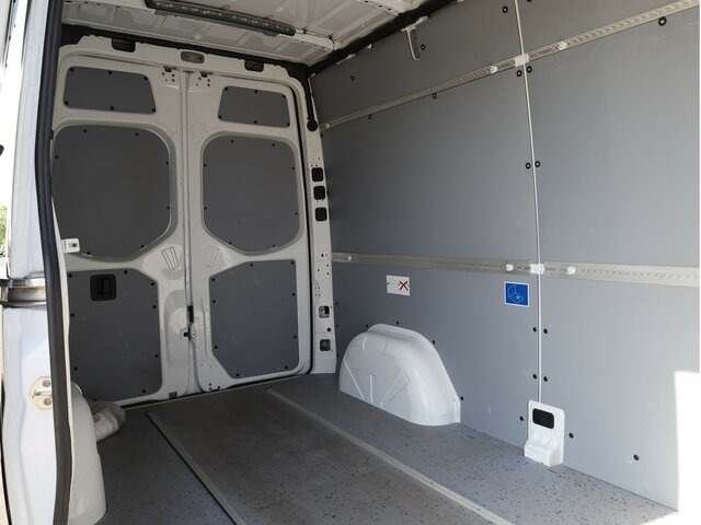 MERCEDES-BENZ eSprinter 312 Kasten FWD,3.924mm Radstand - Furgon, Elektrická dodávka: obrázok 2 MERCEDES-BENZ eSprinter 312 Kasten FWD,3.924mm Radstand - Furgon, Elektrická dodávka: obrázok 2
