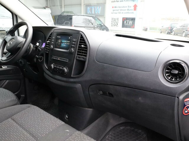 MERCEDES-BENZ eVito 111 KA,lang,Rückfahrkamera,Klima... - Malá dodávka, Elektrická dodávka: obrázok 4 MERCEDES-BENZ eVito 111 KA,lang,Rückfahrkamera,Klima... - Malá dodávka, Elektrická dodávka: obrázok 4