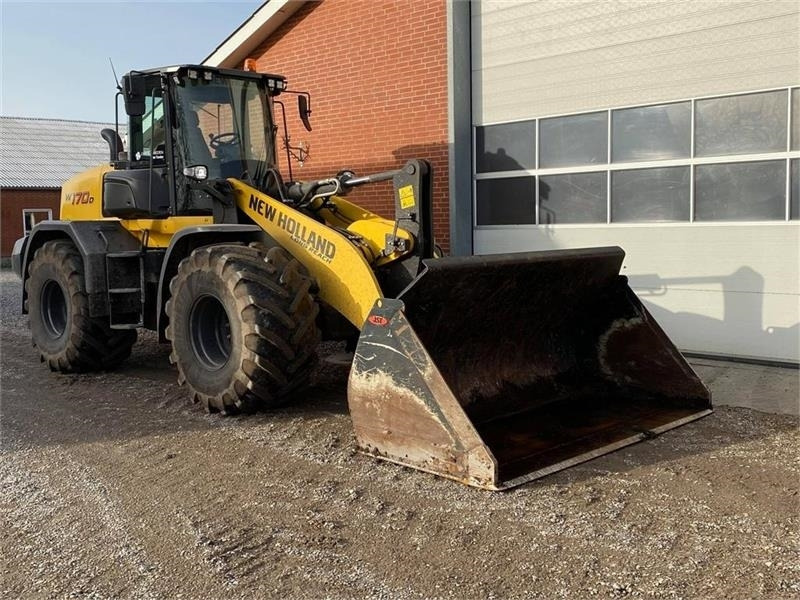 New Holland W170D lang arm - Kolesový nakladač: obrázok 4 New Holland W170D lang arm - Kolesový nakladač: obrázok 4