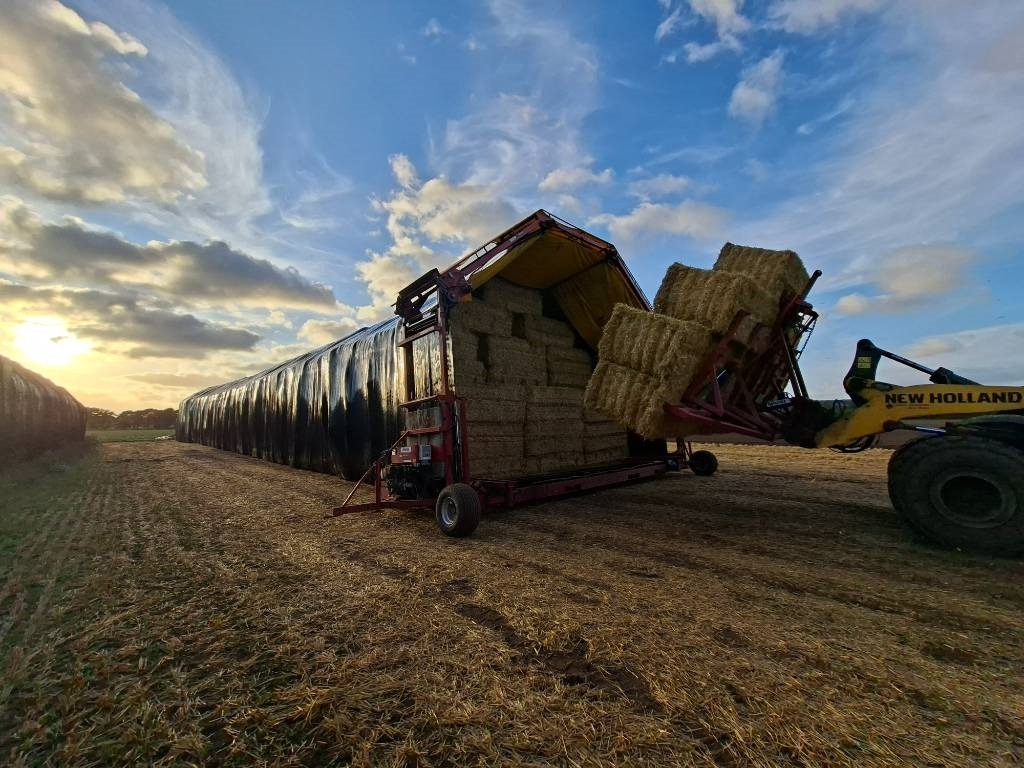 Pomi Wrap 12 - Obaľovací stroj: obrázok 4 Pomi Wrap 12 - Obaľovací stroj: obrázok 4