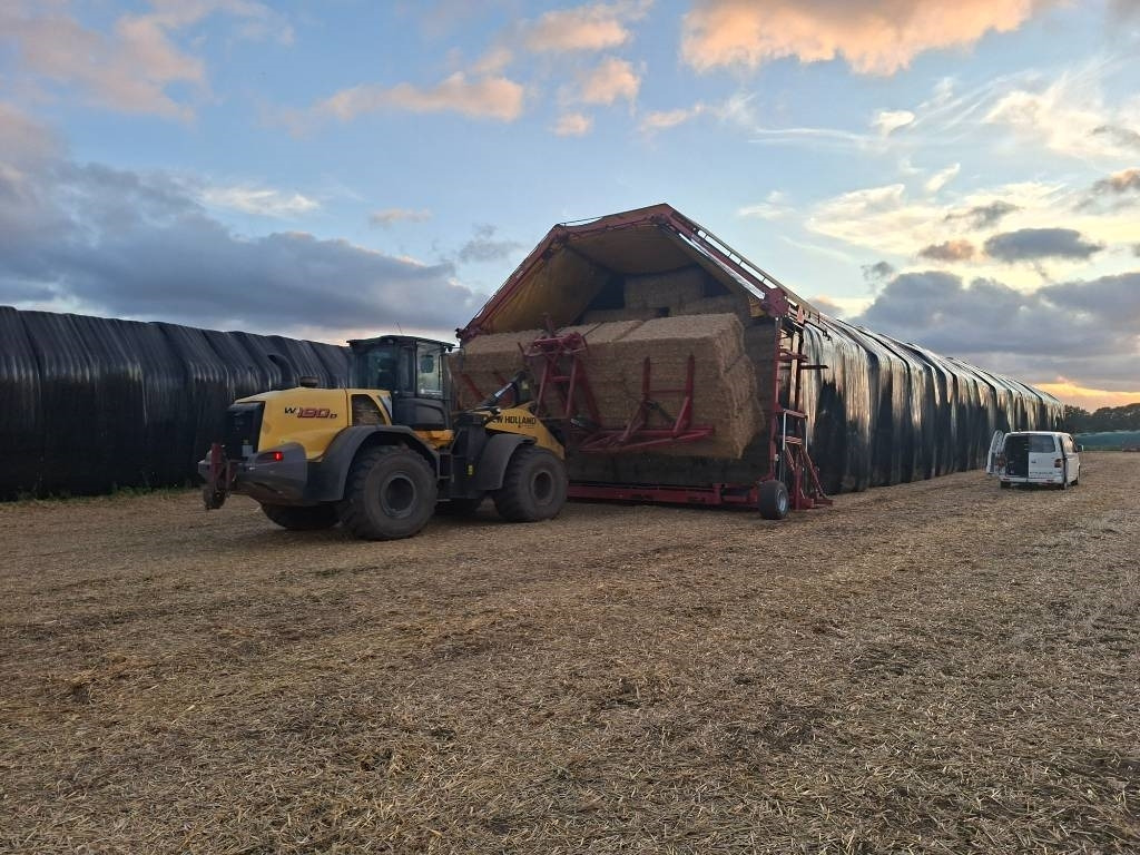 Pomi Wrap 7 - Obaľovací stroj: obrázok 5 Pomi Wrap 7 - Obaľovací stroj: obrázok 5