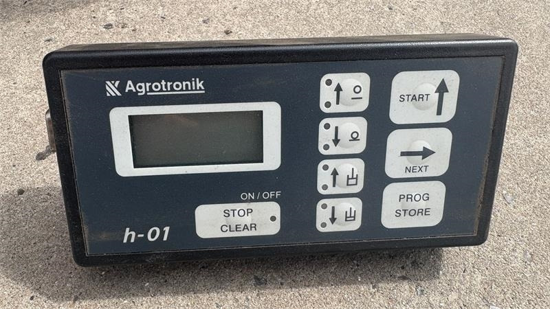 Pomi miniwrap 60 Mini wrap 60 - Obaľovací stroj: obrázok 4 Pomi miniwrap 60 Mini wrap 60 - Obaľovací stroj: obrázok 4