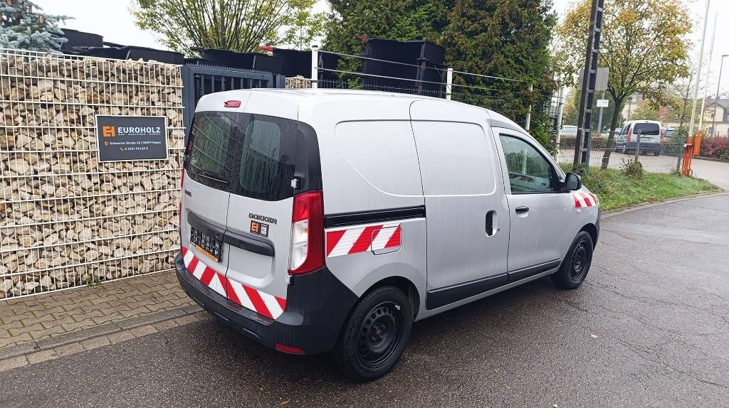 Dacia Dokker Transporter, Kastenwagen mit Schubladen  - Malá dodávka: obrázok 4 Dacia Dokker Transporter, Kastenwagen mit Schubladen  - Malá dodávka: obrázok 4