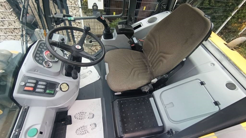 Kolesový nakladač Kramer 680 Allrad, hydr. Schnellwechsler, Frontschaufel: obrázok 20 Kolesový nakladač Kramer 680 Allrad, hydr. Schnellwechsler, Frontschaufel: obrázok 20