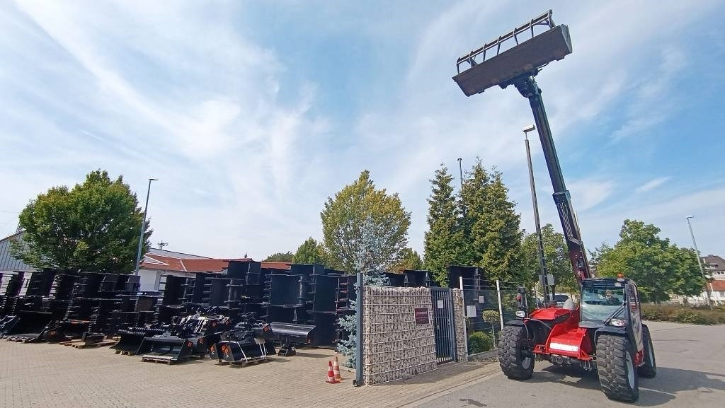 Manitou Teleskoplader 737, Allrad, 7 m und 3.7 t, Klima, - Teleskopický nakladač: obrázok 4 Manitou Teleskoplader 737, Allrad, 7 m und 3.7 t, Klima, - Teleskopický nakladač: obrázok 4