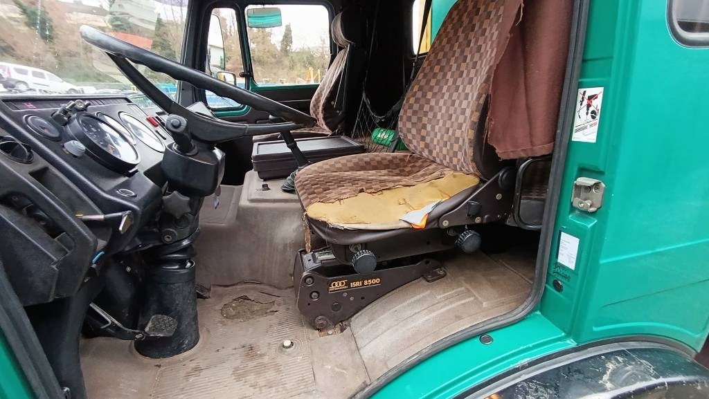 Mercedes-Benz SK 1628, Pritsche, Plane, Alubordwände 3-seitig - Plachtové nákladné vozidlo: obrázok 4 Mercedes-Benz SK 1628, Pritsche, Plane, Alubordwände 3-seitig - Plachtové nákladné vozidlo: obrázok 4