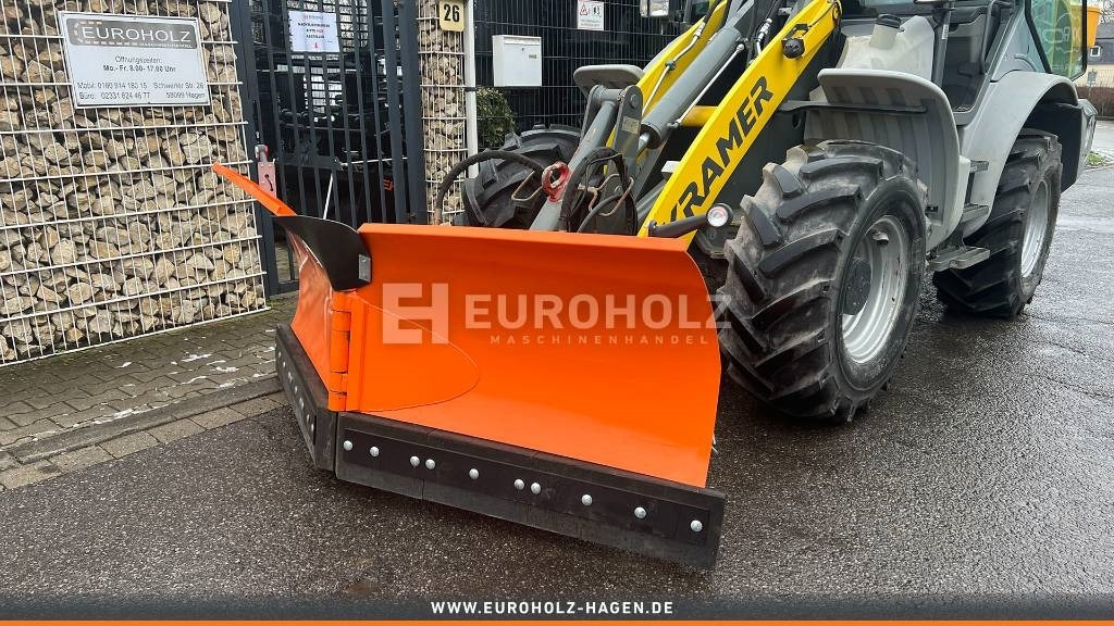 Schneeschild Planierschild hydraulisch 4-Wege PU-2 - Radlica na sneh pre Poľnohospodárske stroje: obrázok 4 Schneeschild Planierschild hydraulisch 4-Wege PU-2 - Radlica na sneh pre Poľnohospodárske stroje: obrázok 4