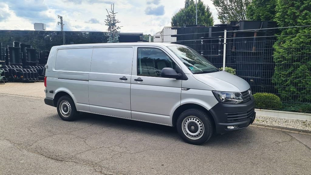 Volkswagen T6 2.0 TDI Kasten- Werkstattwagen, Klima, 3-Sitzer - Malá dodávka: obrázok 3 Volkswagen T6 2.0 TDI Kasten- Werkstattwagen, Klima, 3-Sitzer - Malá dodávka: obrázok 3