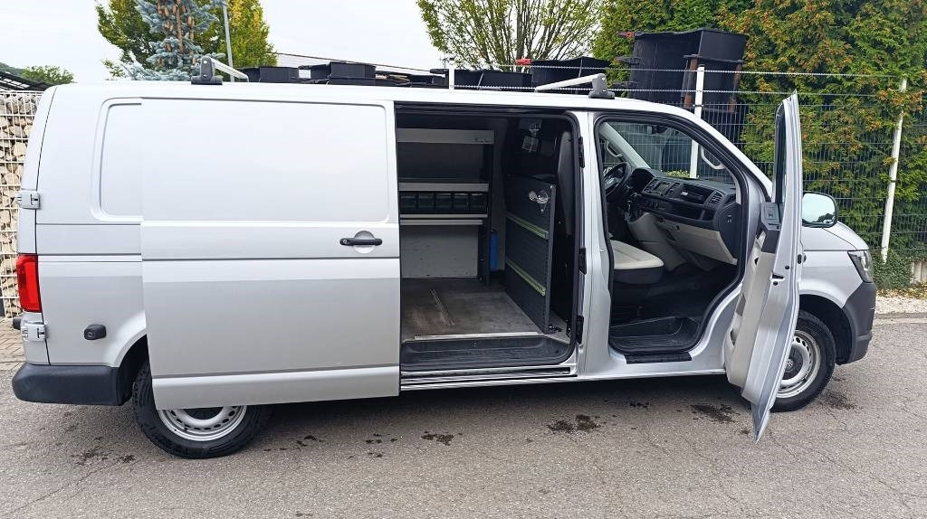 Volkswagen Transporter T6 TDI, Werkstattschränke Standheizung - Dodávka skriňová nadstavba: obrázok 3 Volkswagen Transporter T6 TDI, Werkstattschränke Standheizung - Dodávka skriňová nadstavba: obrázok 3