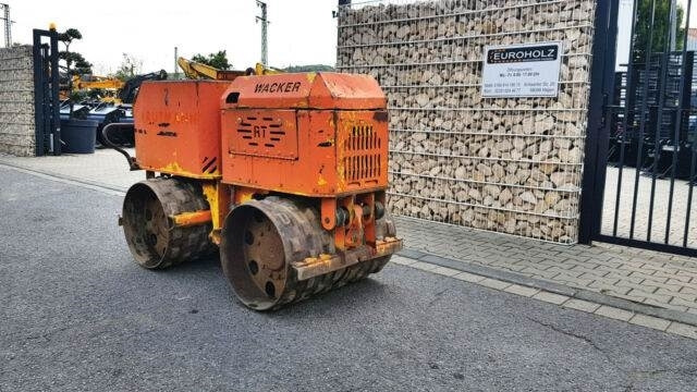 Wacker RT 820 Walze Fernbedienung Rüttelwalze - Vibračná doska: obrázok 3 Wacker RT 820 Walze Fernbedienung Rüttelwalze - Vibračná doska: obrázok 3