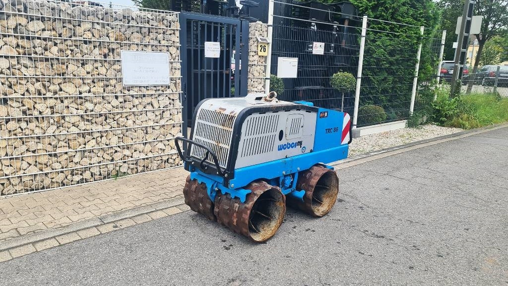 Weber TRC 86, Grabenwalze mit Fernbedienung, nur 101 Bh - Vibračná doska: obrázok 3 Weber TRC 86, Grabenwalze mit Fernbedienung, nur 101 Bh - Vibračná doska: obrázok 3
