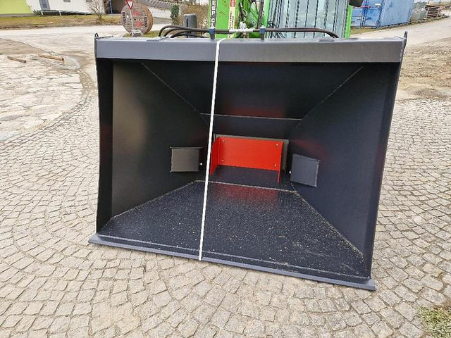 BIG BAG Füllschaufel mit Merlo ZM2 Aufnahme - Stohovač: obrázok 1 BIG BAG Füllschaufel mit Merlo ZM2 Aufnahme - Stohovač: obrázok 1