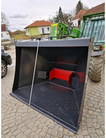 BIG BAG Füllschaufel mit Merlo ZM2 Aufnahme - Stohovač: obrázok 4 BIG BAG Füllschaufel mit Merlo ZM2 Aufnahme - Stohovač: obrázok 4