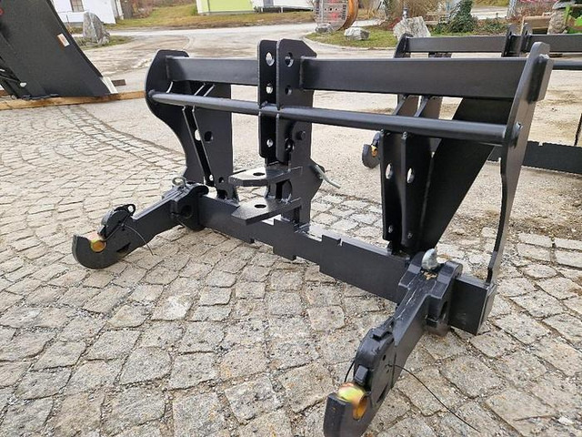 BIG Euro Adapter mit 3 Punkt Aufnahme - Príslušenstvo: obrázok 4 BIG Euro Adapter mit 3 Punkt Aufnahme - Príslušenstvo: obrázok 4