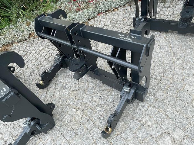 Big Adapter Kramer / Claas Scorpion auf 3 Punkt Aufnahme - Príslušenstvo: obrázok 1 Big Adapter Kramer / Claas Scorpion auf 3 Punkt Aufnahme - Príslušenstvo: obrázok 1