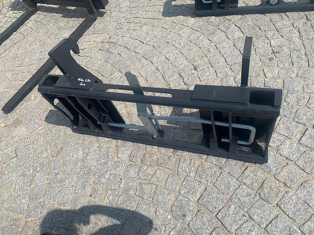Big BIG Adapter Volvo L30 auf Euro Aufnahme - Príslušenstvo: obrázok 2 Big BIG Adapter Volvo L30 auf Euro Aufnahme - Príslušenstvo: obrázok 2