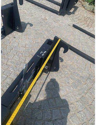 Big BIG Adapter Volvo L30 auf Euro Aufnahme - Príslušenstvo: obrázok 4 Big BIG Adapter Volvo L30 auf Euro Aufnahme - Príslušenstvo: obrázok 4