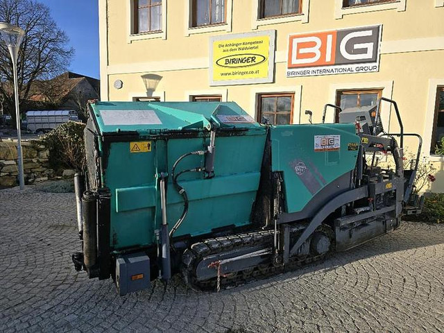 Vögele Super 800 Asphaltfertiger - Asfaltovací stroj: obrázok 2 Vögele Super 800 Asphaltfertiger - Asfaltovací stroj: obrázok 2