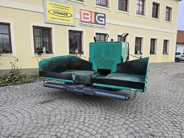 Vögele Super 800 Asphaltfertiger - Asfaltovací stroj: obrázok 5 Vögele Super 800 Asphaltfertiger - Asfaltovací stroj: obrázok 5