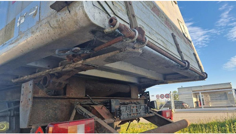 Warneke Alu Kippmulde 2 Achs mit Lenkachse - Príves sklápěcí: obrázok 3 Warneke Alu Kippmulde 2 Achs mit Lenkachse - Príves sklápěcí: obrázok 3