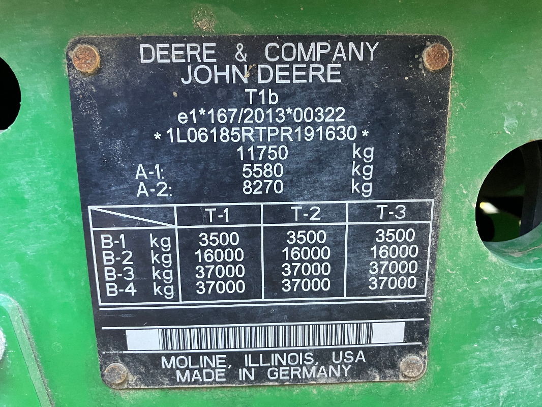John Deere 6R185 - Traktor: obrázok 2 John Deere 6R185 - Traktor: obrázok 2