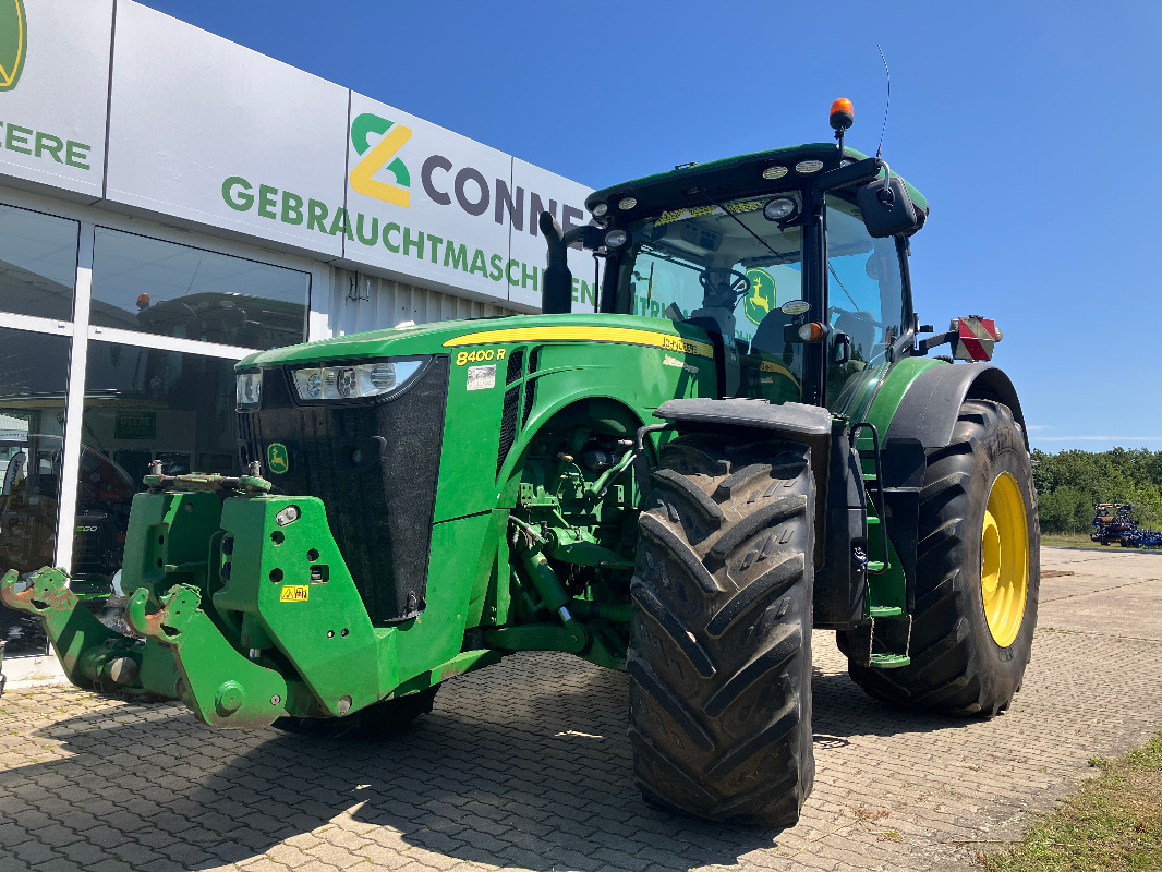 John Deere 8400R - Traktor: obrázok 1 John Deere 8400R - Traktor: obrázok 1
