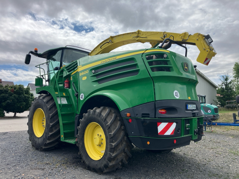 Kombajn John Deere 8600 mit Kemper 460 StalkBuster und 639 PickUp: obrázok 29 Kombajn John Deere 8600 mit Kemper 460 StalkBuster und 639 PickUp: obrázok 29