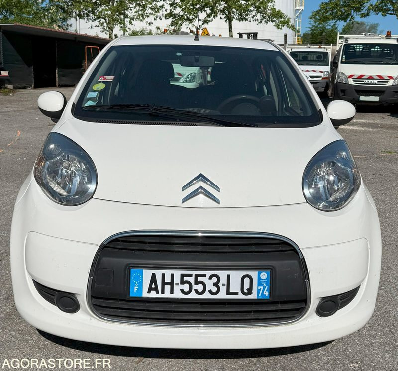 AH-553-LQ - Berline C1 1.0i 5p Airdream Confort - Automobil: obrázok 2 AH-553-LQ - Berline C1 1.0i 5p Airdream Confort - Automobil: obrázok 2