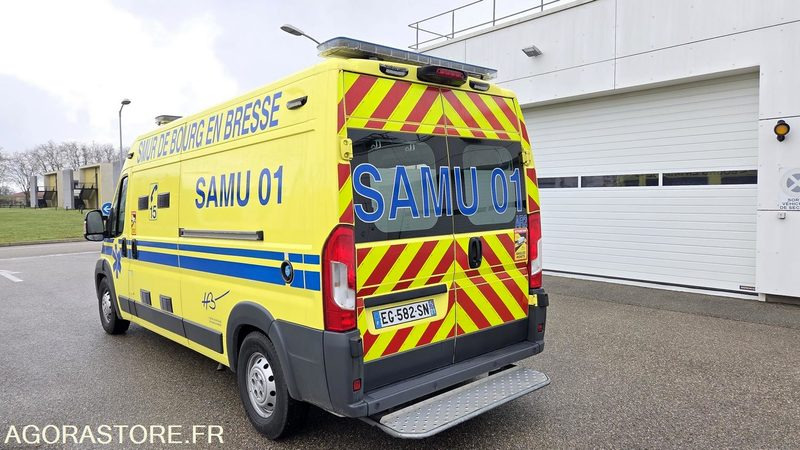 AMBULANCE DE TYPE C - FIAT DUCATO L3-H2 177cv ANNEE 2016 - 259 200km - Sanitka: obrázok 4 AMBULANCE DE TYPE C - FIAT DUCATO L3-H2 177cv ANNEE 2016 - 259 200km - Sanitka: obrázok 4