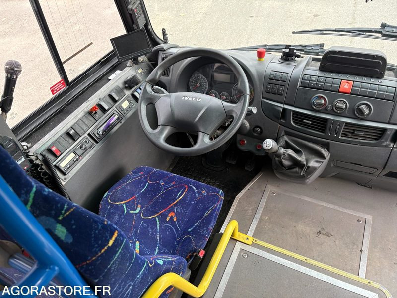AUTOCAR IRISBUS PROWAY 32 PL - Školský autobus: obrázok 4 AUTOCAR IRISBUS PROWAY 32 PL - Školský autobus: obrázok 4