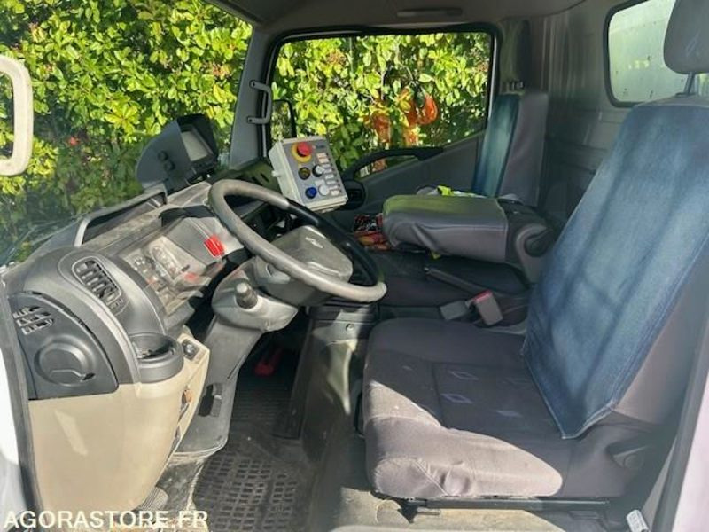 BOM 4.5t Renault Maxity - Auto na odvoz odpadu: obrázok 5 BOM 4.5t Renault Maxity - Auto na odvoz odpadu: obrázok 5