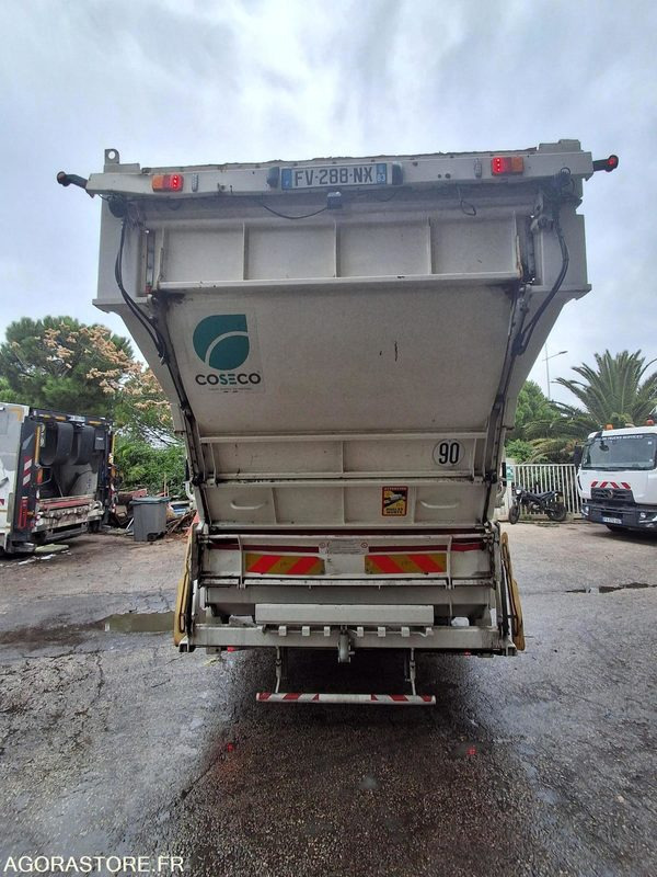 BOM Grue 32T - 2020 - 101490 KMS - Auto na odvoz odpadu: obrázok 3 BOM Grue 32T - 2020 - 101490 KMS - Auto na odvoz odpadu: obrázok 3