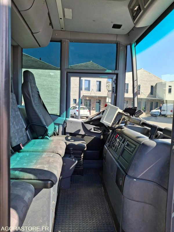 BOM Mercedes Econic 2013 240330 kms - Auto na odvoz odpadu: obrázok 5 BOM Mercedes Econic 2013 240330 kms - Auto na odvoz odpadu: obrázok 5