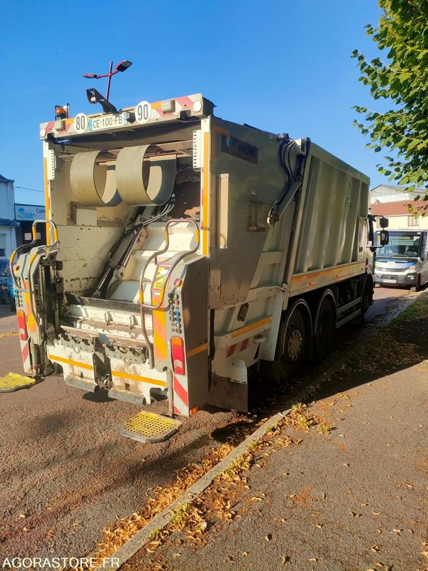 BOM Renault 26 tonnes - Auto na odvoz odpadu: obrázok 3 BOM Renault 26 tonnes - Auto na odvoz odpadu: obrázok 3