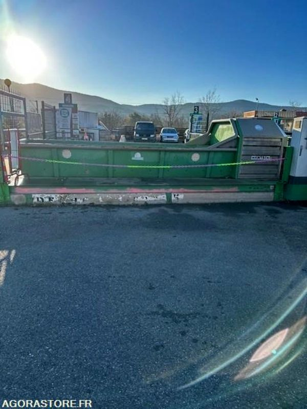 BROYEUR FIXE HANTSCH M2A 1400 2205h - Kŕmny voz: obrázok 4 BROYEUR FIXE HANTSCH M2A 1400 2205h - Kŕmny voz: obrázok 4