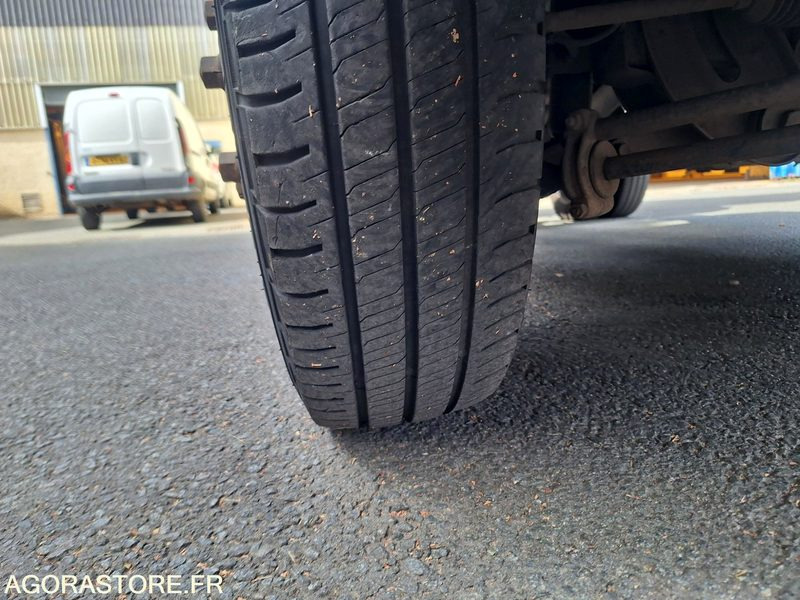 Dodávka sklápač CAMION BENNE IVECO DAILY: obrázok 15