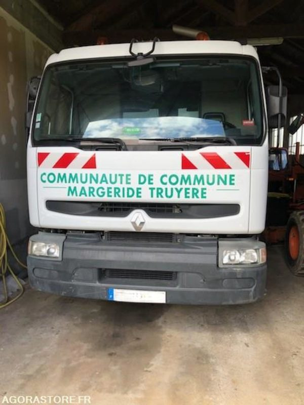 CAMION RENAULT BOM - Auto na odvoz odpadu: obrázok 1 CAMION RENAULT BOM - Auto na odvoz odpadu: obrázok 1