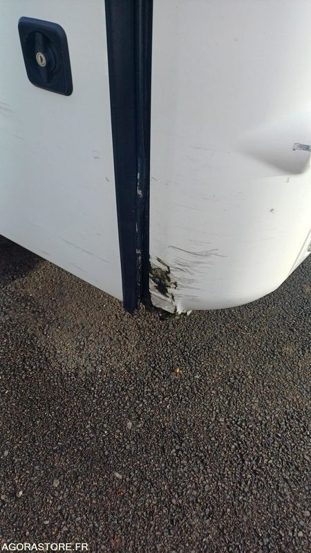 CAR MAN - FAST SCOLER 3 -N°7593 MEC 2007 / 354325 KM - FJ-897-LX - Školský autobus: obrázok 4 CAR MAN - FAST SCOLER 3 -N°7593 MEC 2007 / 354325 KM - FJ-897-LX - Školský autobus: obrázok 4